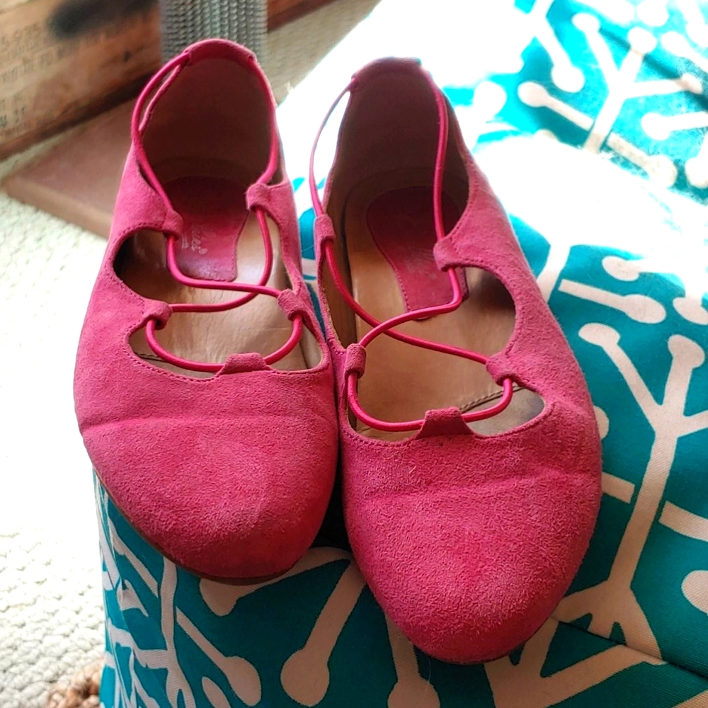 earthies pink ballet flats